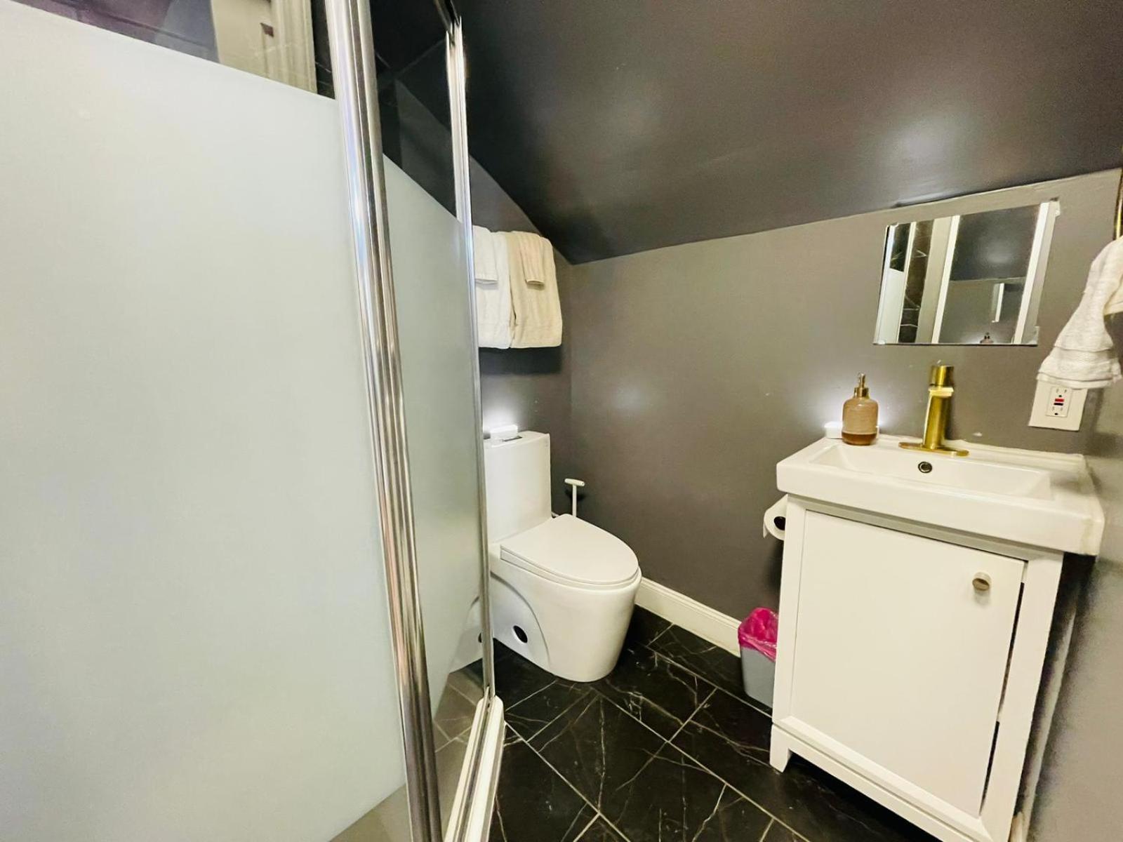 ニューオーリンズWeebiiiアパートメント 部屋 写真