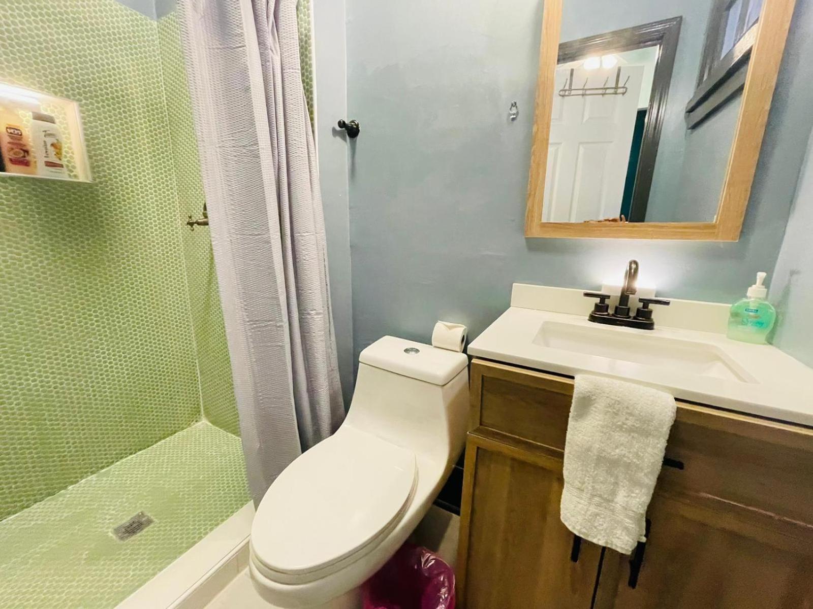 ニューオーリンズWeebiiiアパートメント 部屋 写真